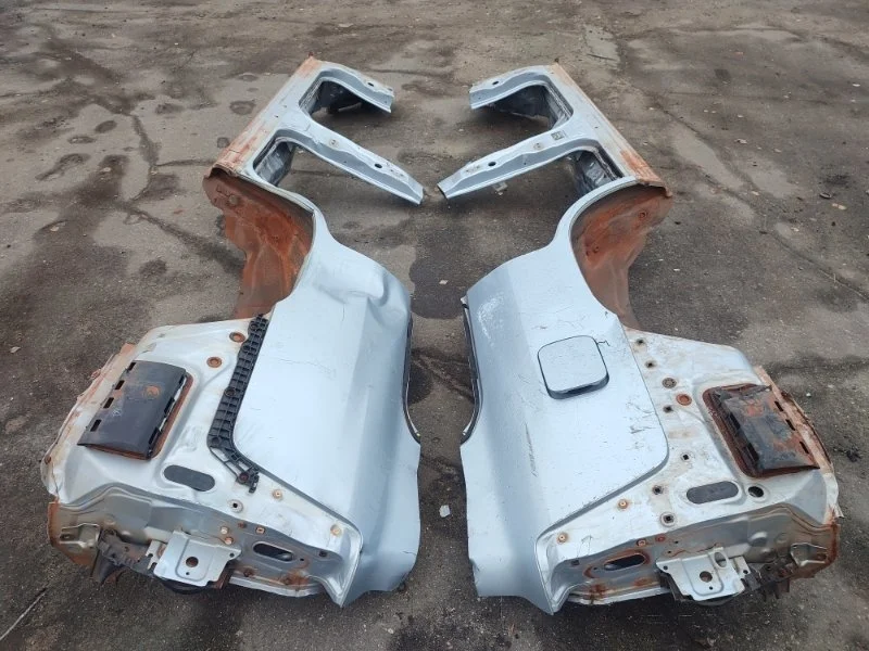 Порог кузова Toyota Land Cruiser 6016160890 200