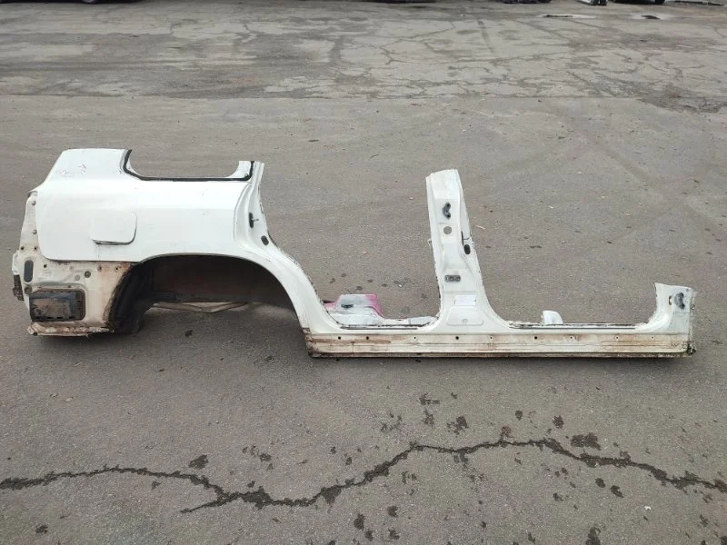 Порог кузова Toyota Land Cruiser 6016160890 200