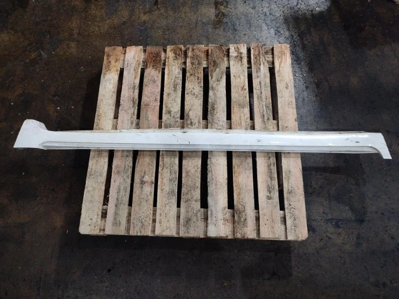 Накладка на порог наружная Toyota Land Cruiser 7585060040 200, правая