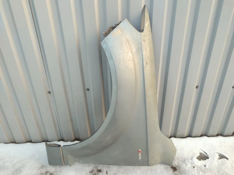 Крыло Audi Q7 4L0821101 4L, переднее левое