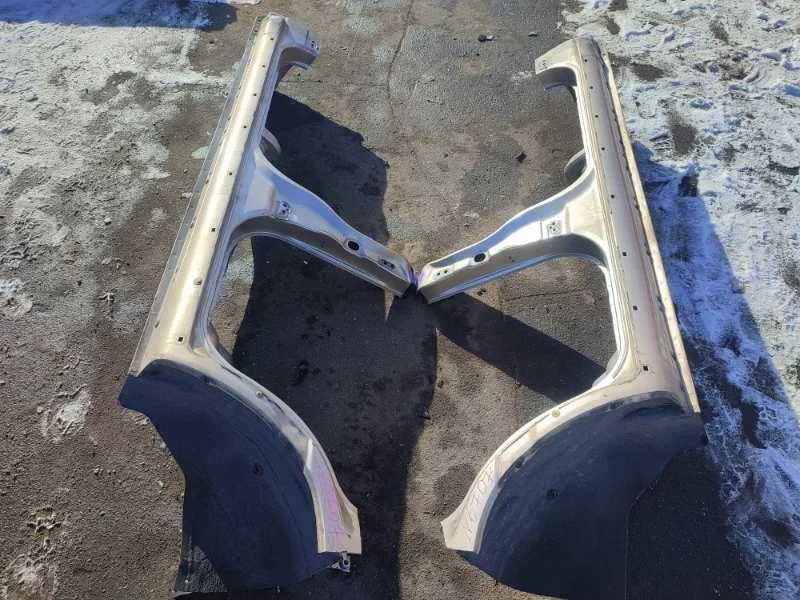 Порог кузова Toyota Land Cruiser 6131160110 100