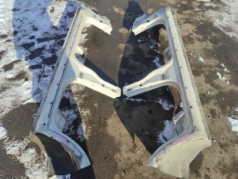 Порог кузова Lexus Lx470 6131160110 100