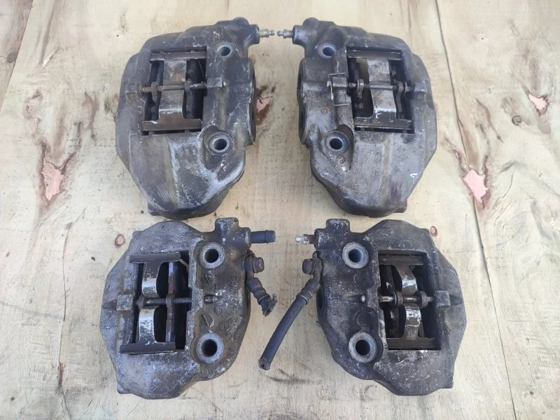 Суппорт тормозной Lexus Ls430 4773050150 UCF31 3UZ-FE