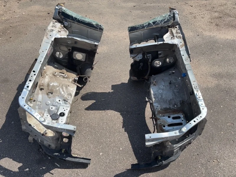 Брызговик Toyota Prado 537026A130 120