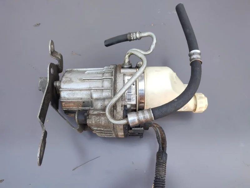 Электрогидроусилитель руля Opel Astra 93181658 H Z18XER