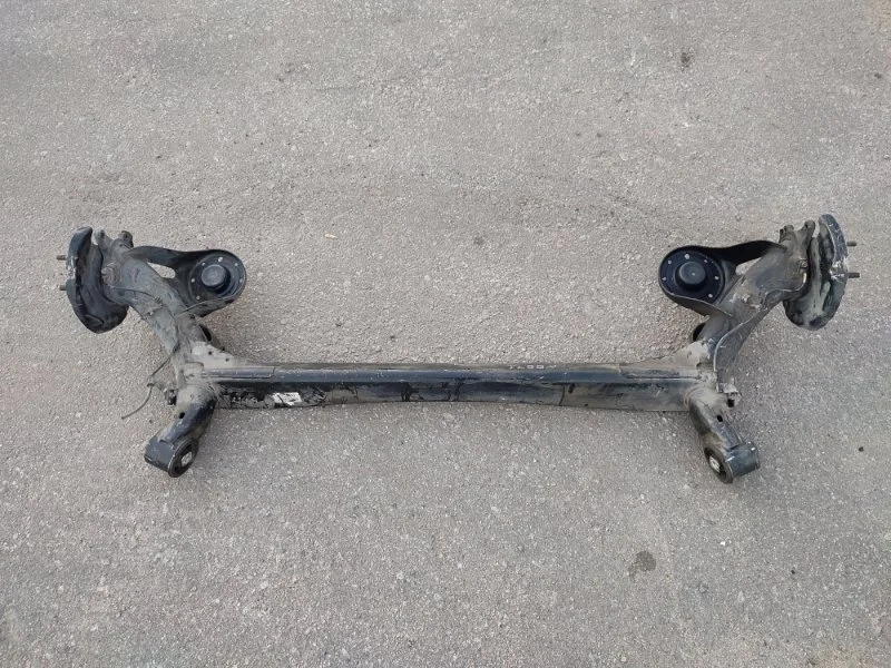 Балка подвески Hyundai Elantra 551003X000 5