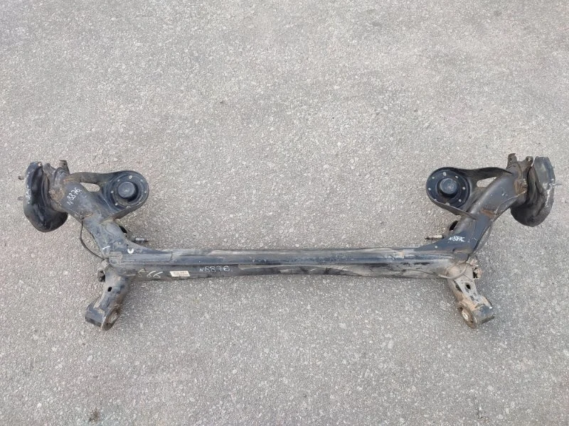 Балка подвески Hyundai Elantra 551003X000 5