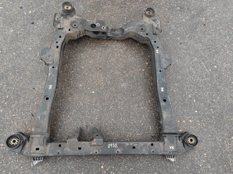 Подрамник Chevrolet Orlando 13248494