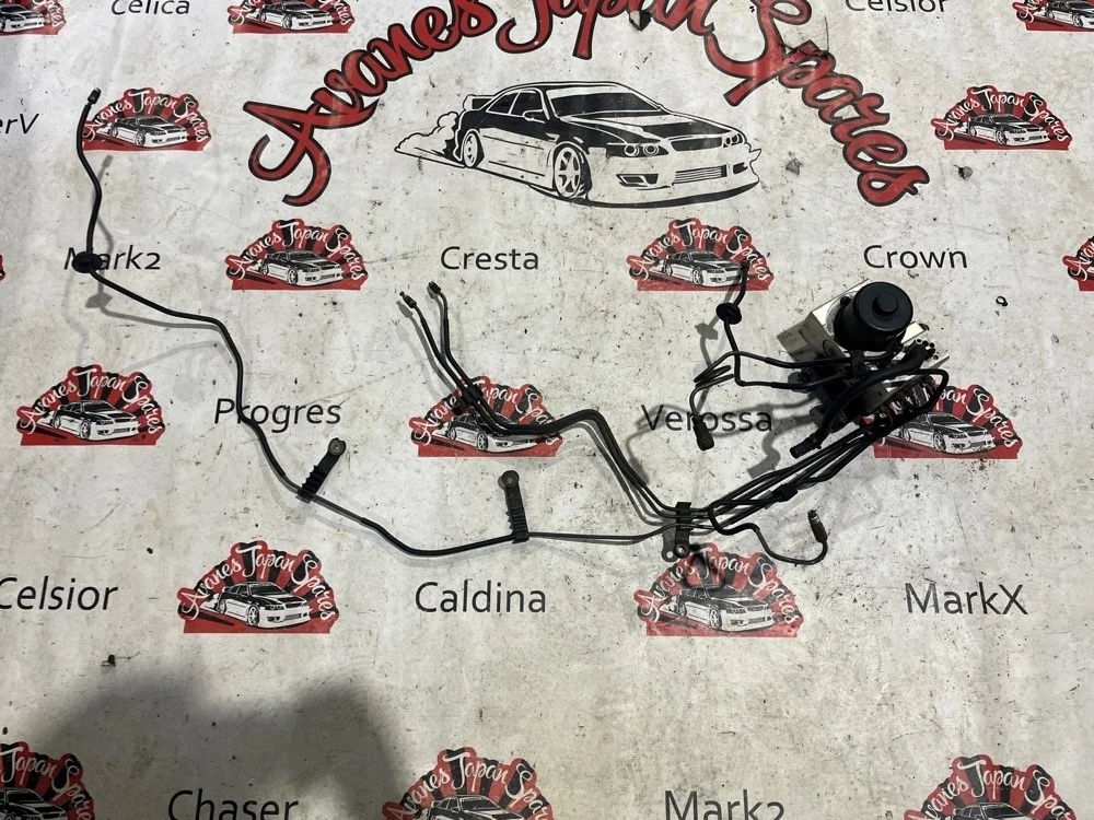 Блок ABS с трубками Toyota Altezza 2003 4405053020 SXE10 3S-GE