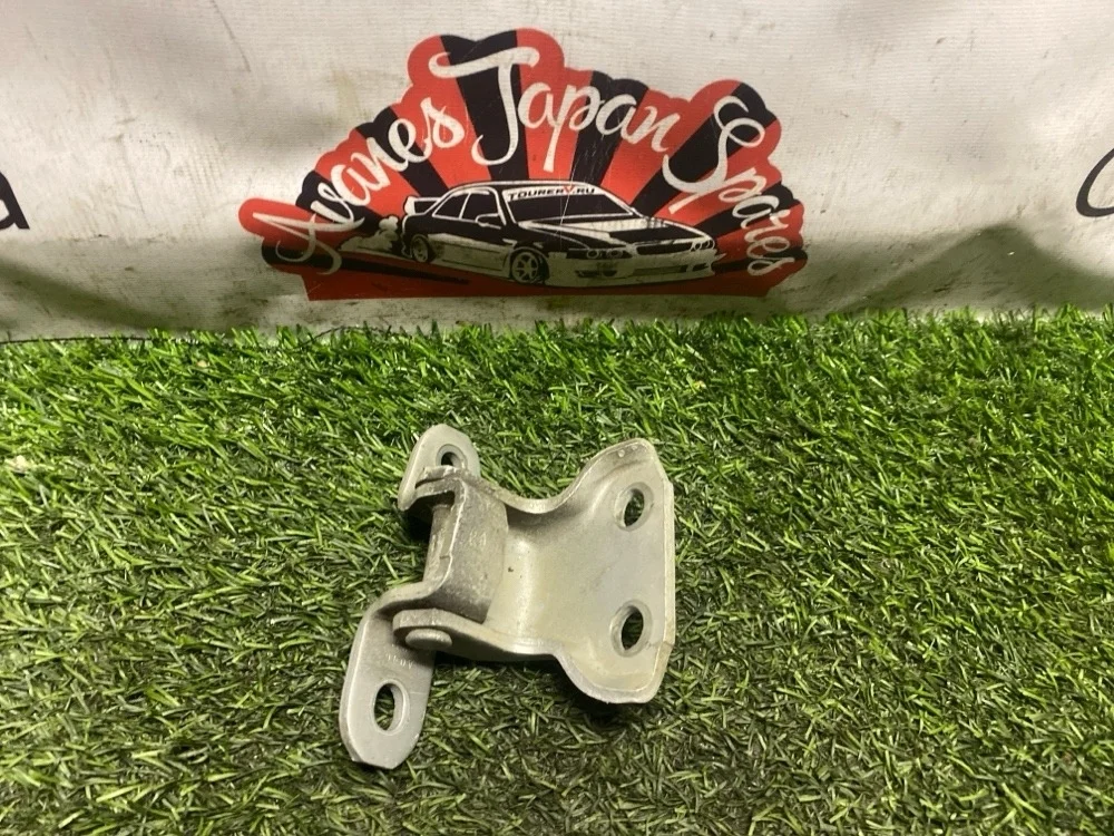 Петля двери Toyota Mark X 2006 6874033020 GRX121, передняя левая