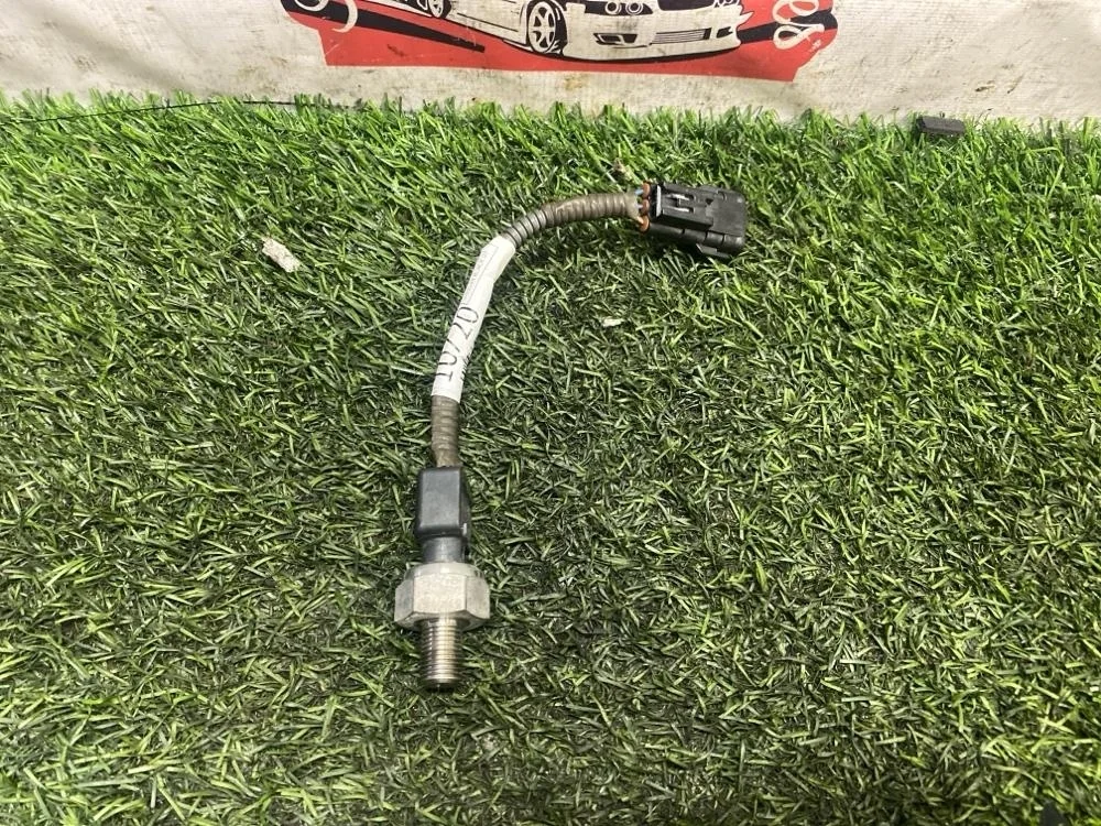 Датчик давления топлива Toyota Crown 2006 8945830010 GRS184 2GR-FSE