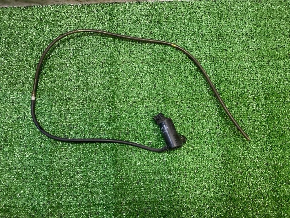 Моторчик омывателя Toyota Mark 2 2001 8533010280 JZX110