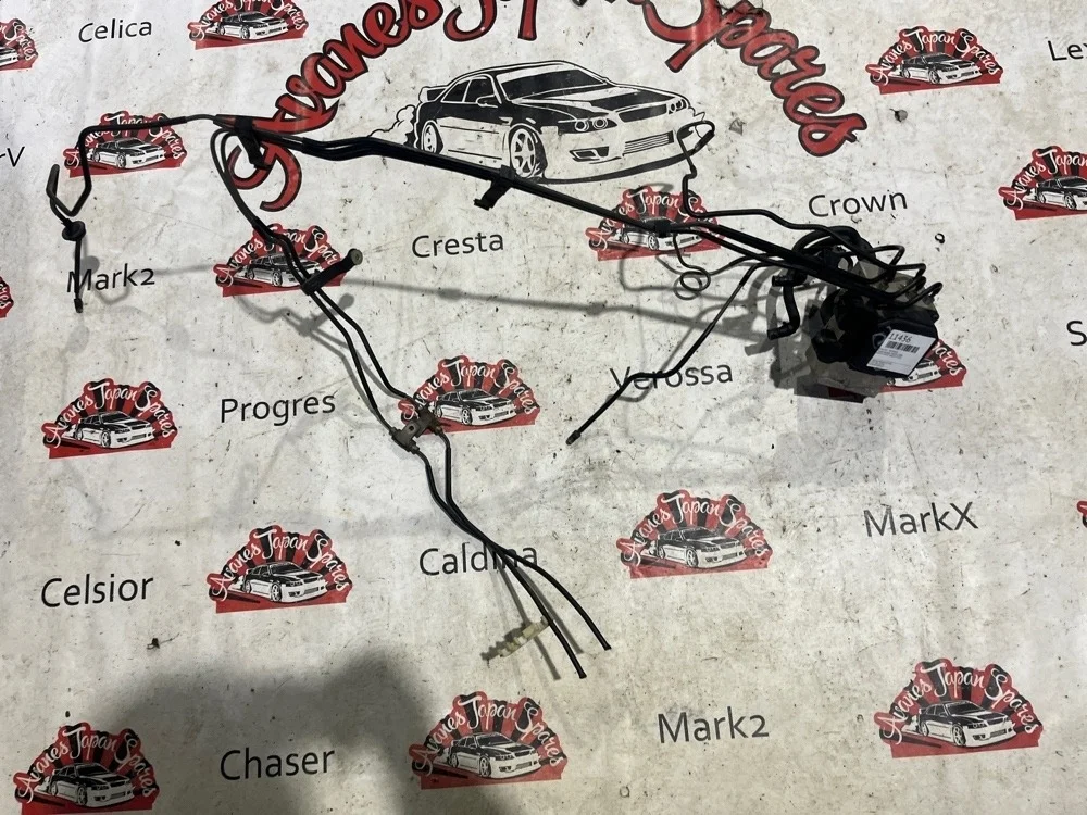 Блок ABS с трубками Toyota Altezza 2000 4405053020 GXE10