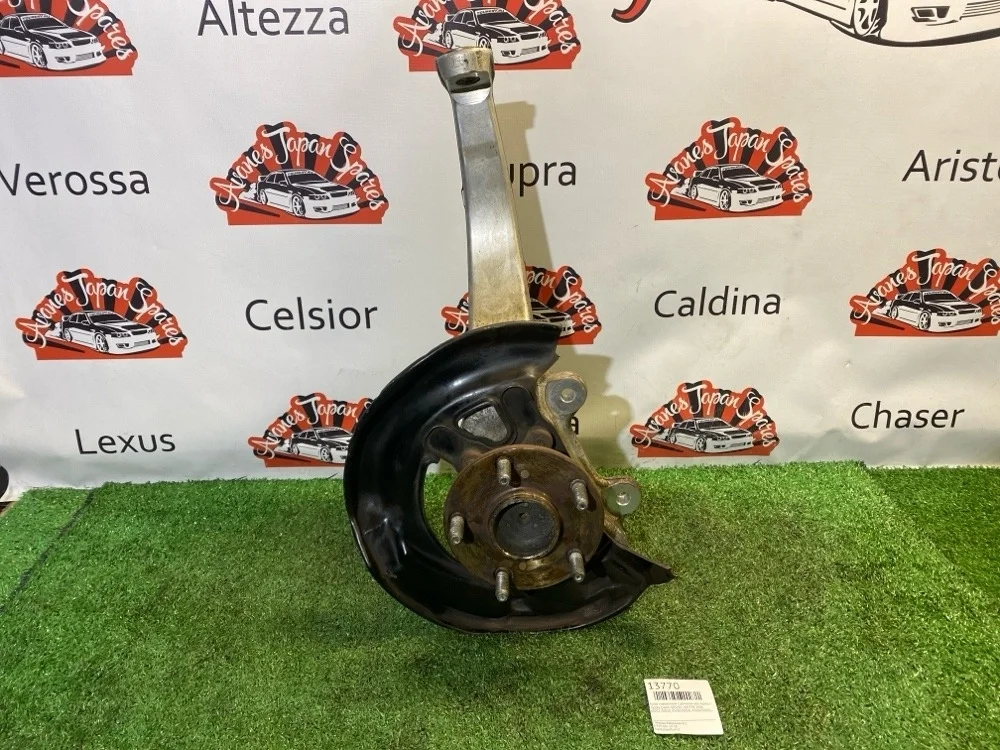 Кулак поворотный с датчиком ABS Toyota Crown 2006 4320230020 GRS184 2GR-FSE, передний левый