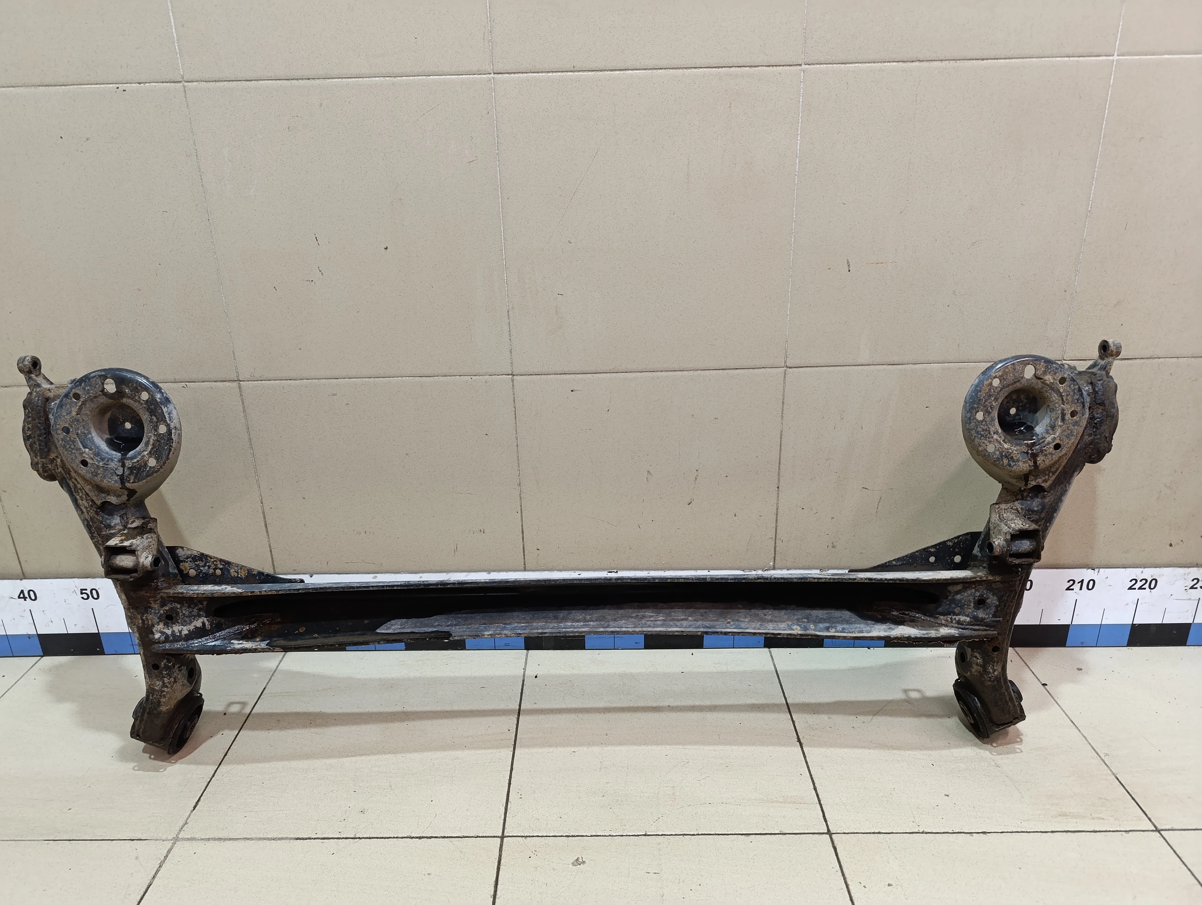 Балка задняя Solaris 2010-2017