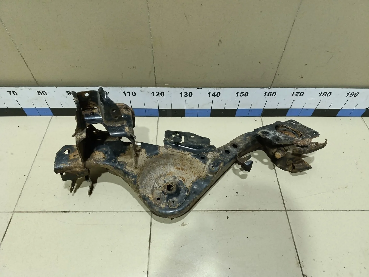 Рычаг задний продольный левый Qashqai (J11) 2014>