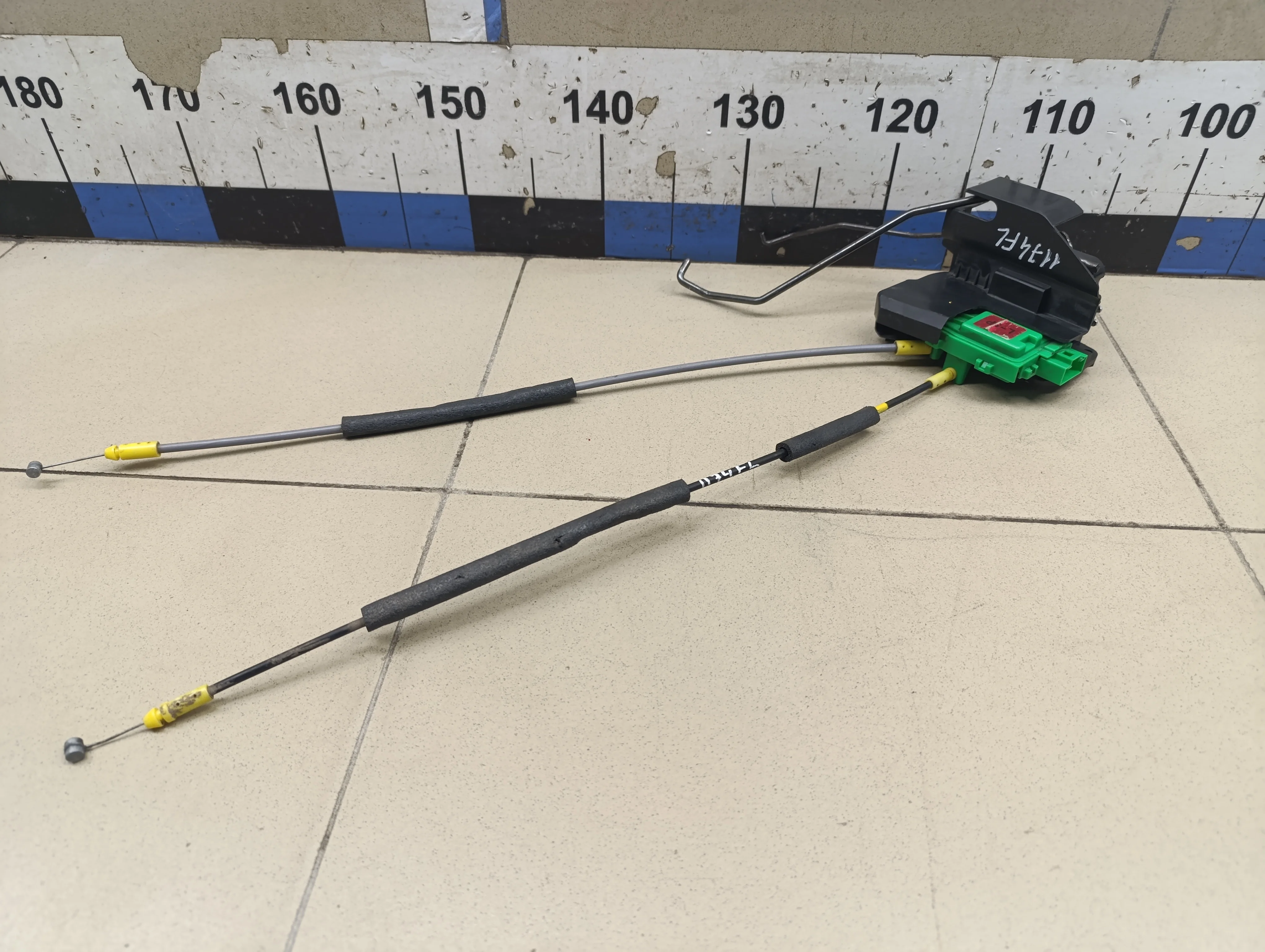 Замок двери передней левой RIO 2011-2017