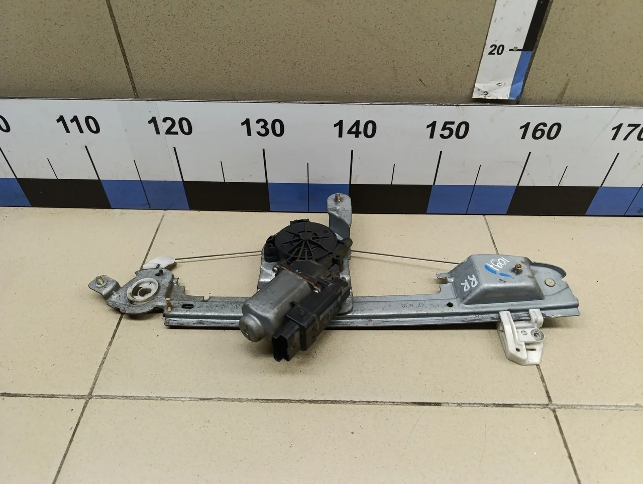 Стеклоподъемник электр. задний правый Scenic 2003-2009