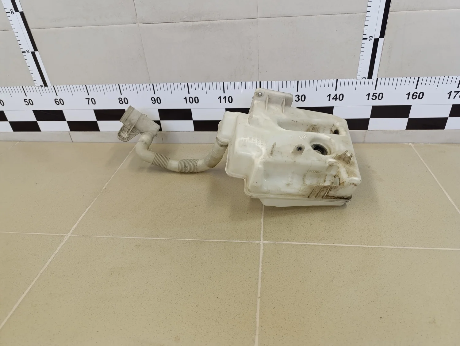 Бачок омывателя лобового стекла Touran 2003-2010