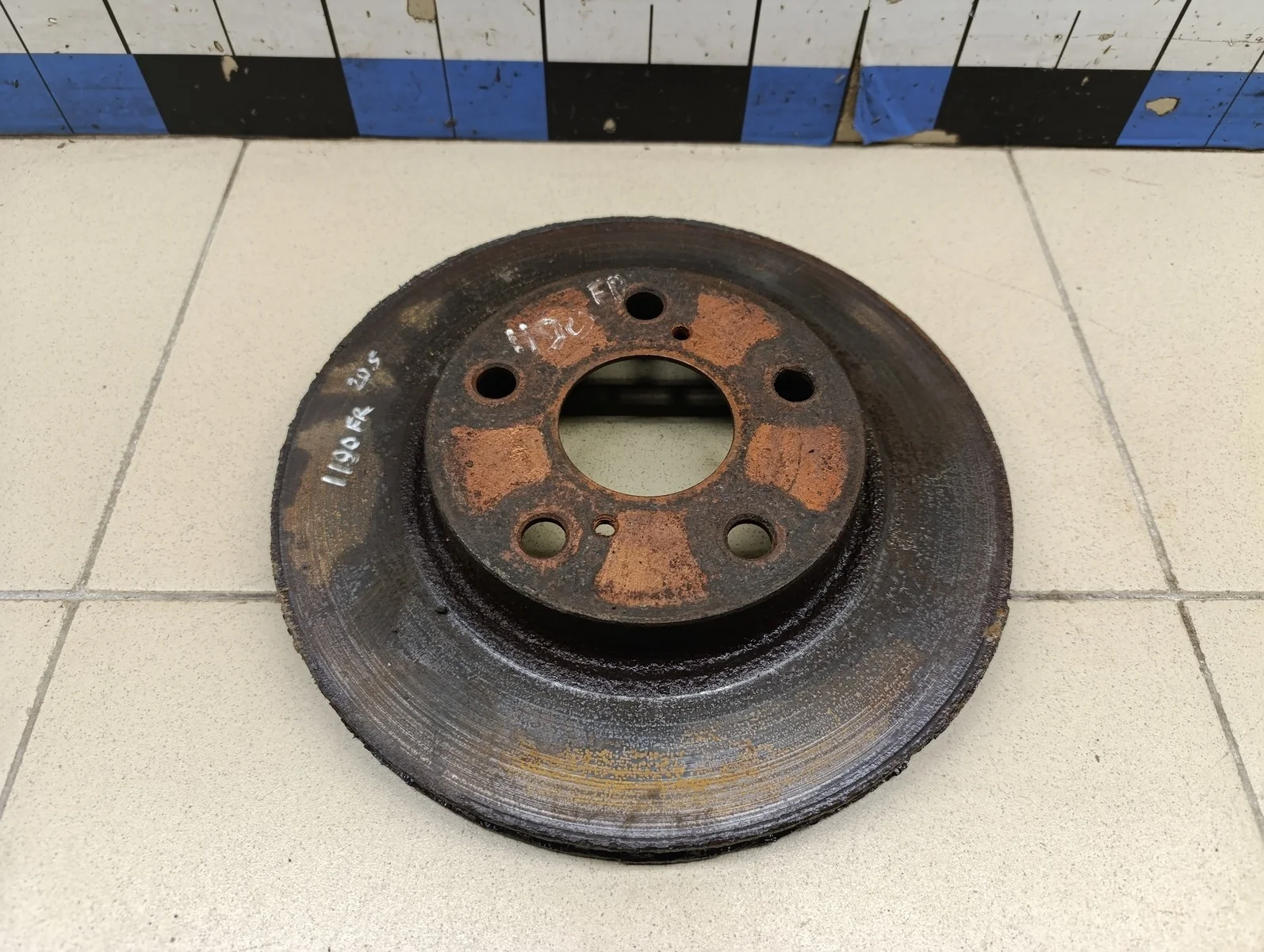 Диск тормозной передний вентилируемый Corolla E15 2006-2013