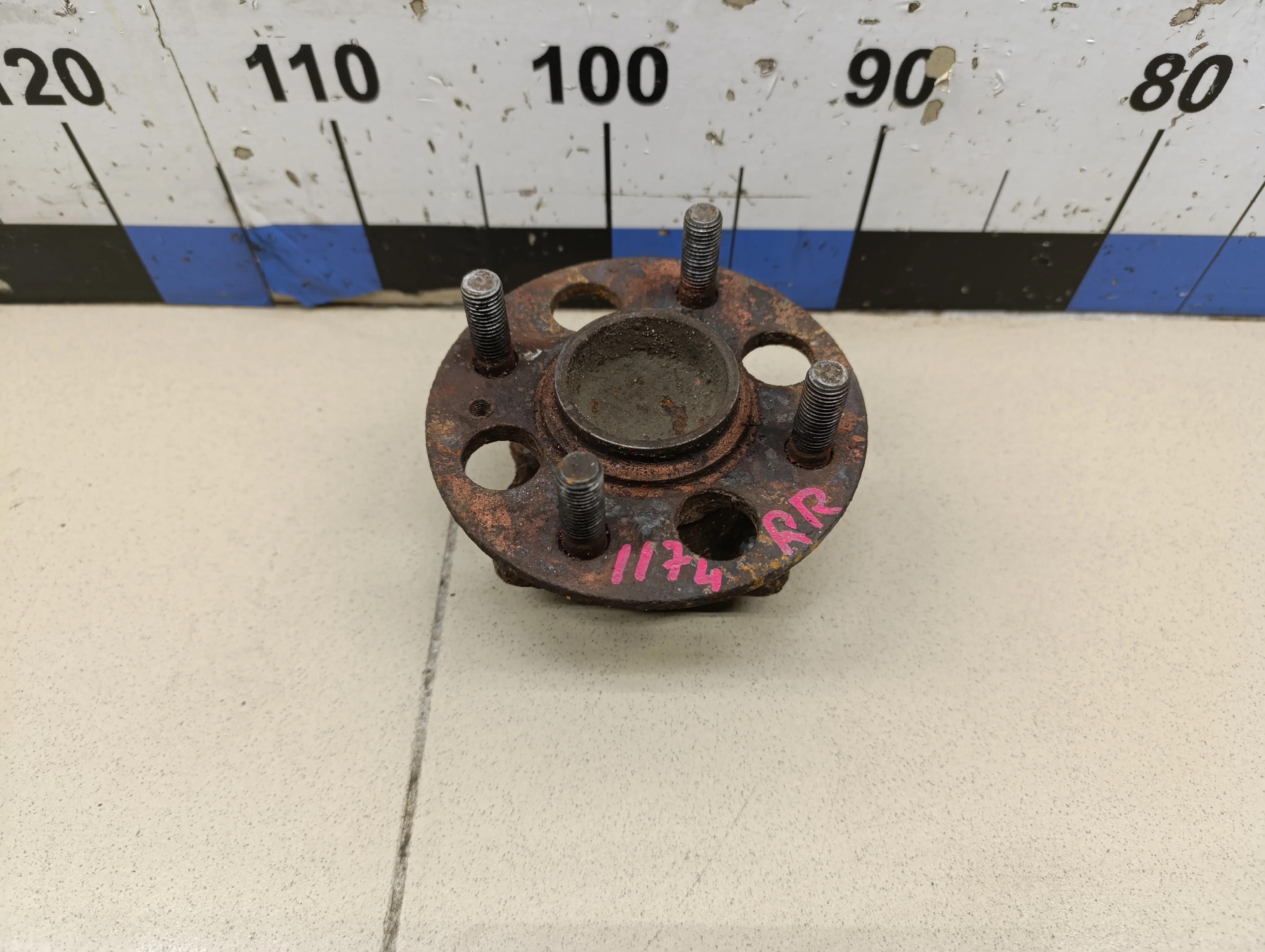 Ступица задняя Solaris 2010-2017