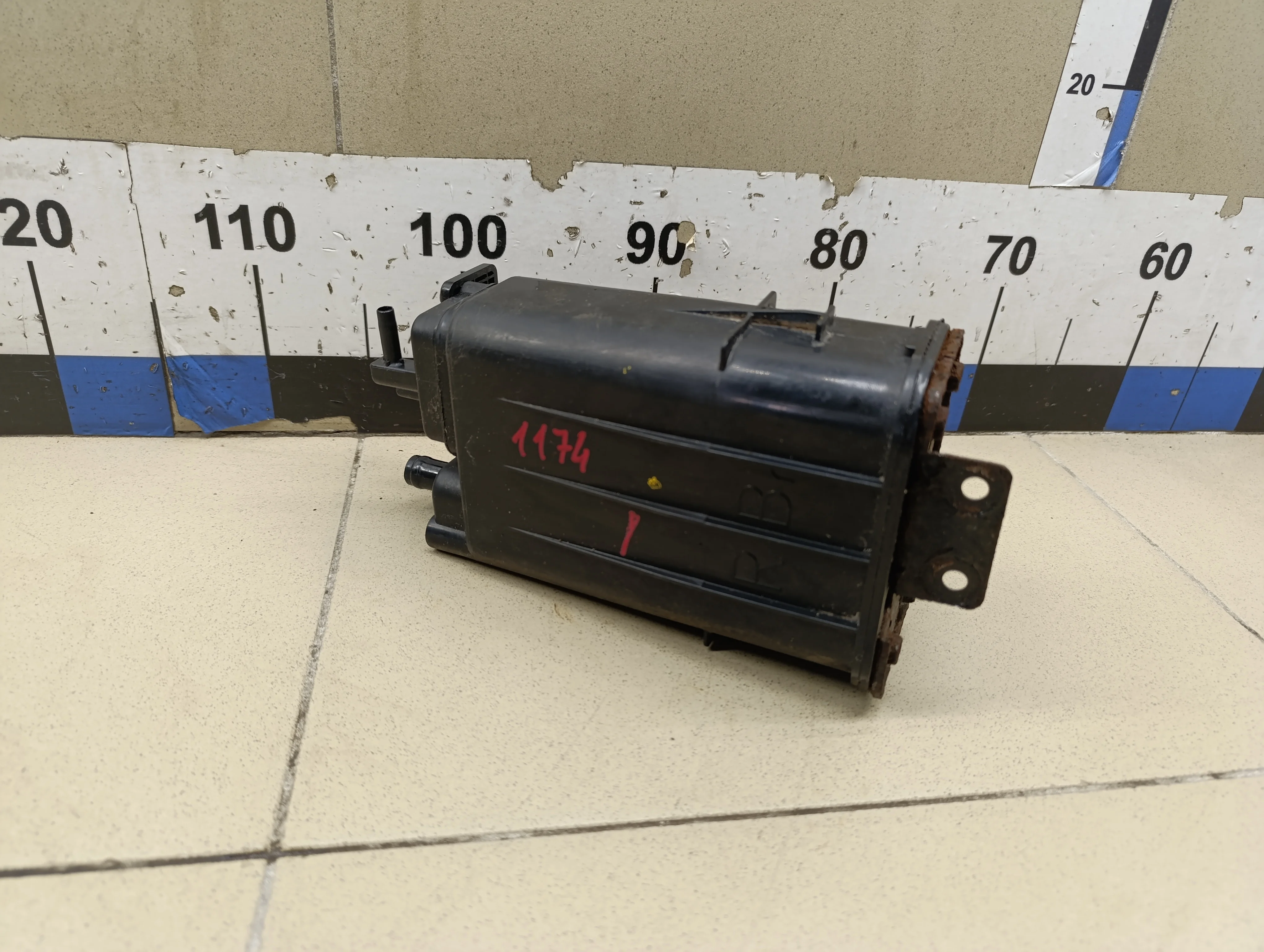 Абсорбер (фильтр угольный)  Solaris 2010-2017