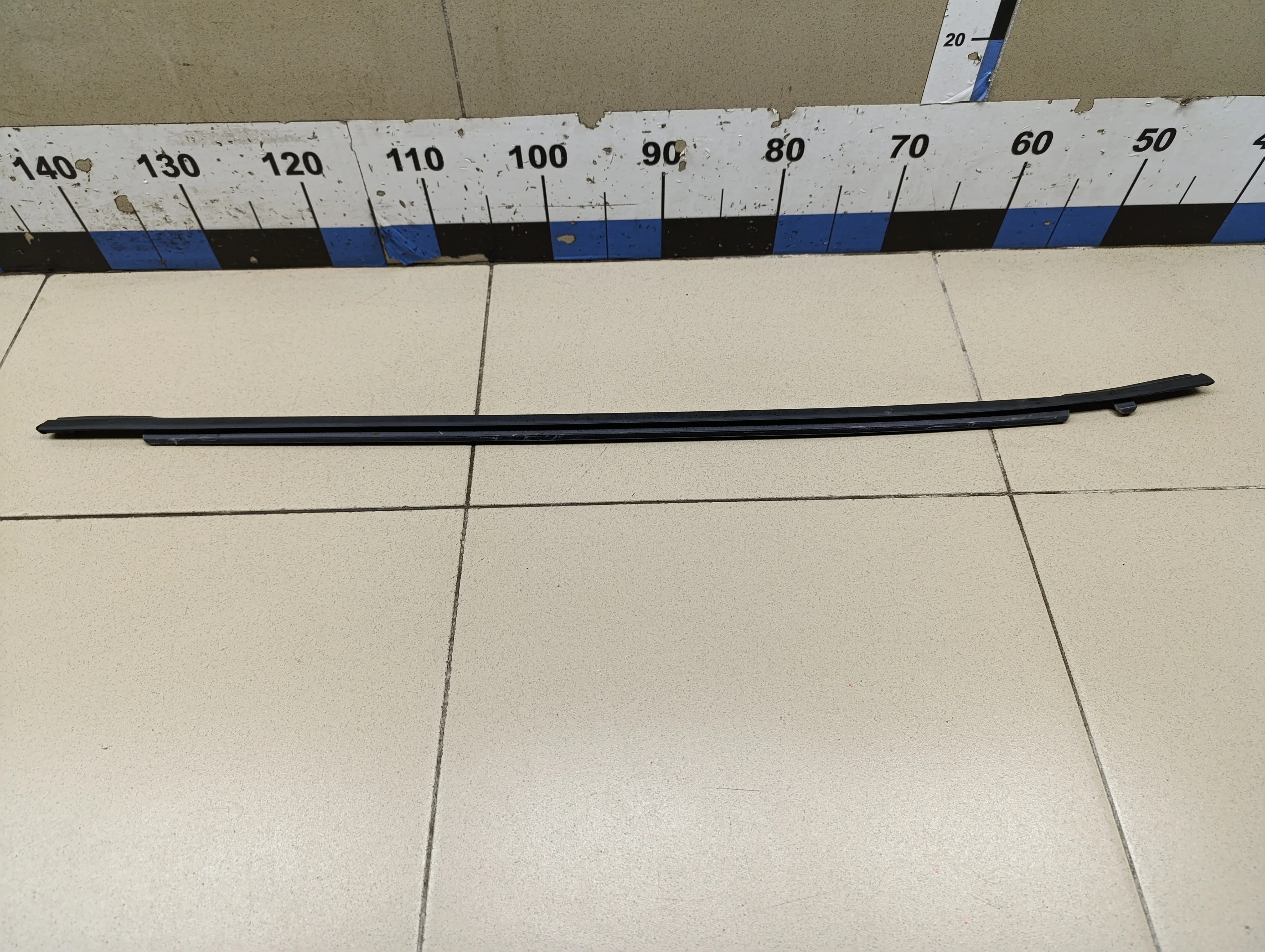 Накладка стекла заднего правого RIO 2011-2017