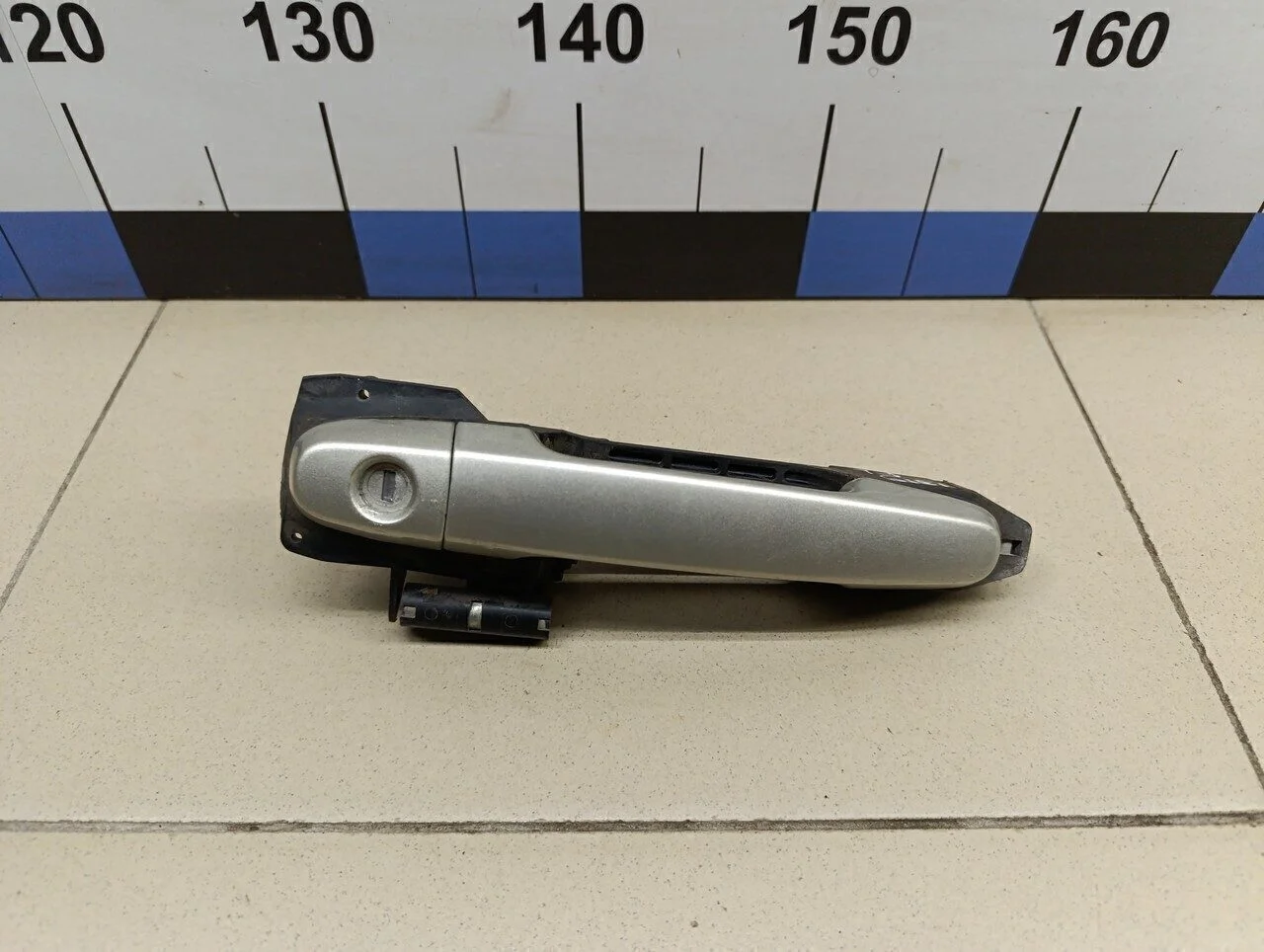 Ручка двери передней наружная левая Corolla E12 2001-2006