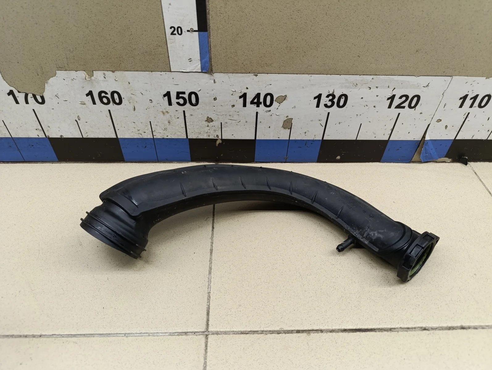 Патрубок воздушного фильтра Fabia 2007-2015