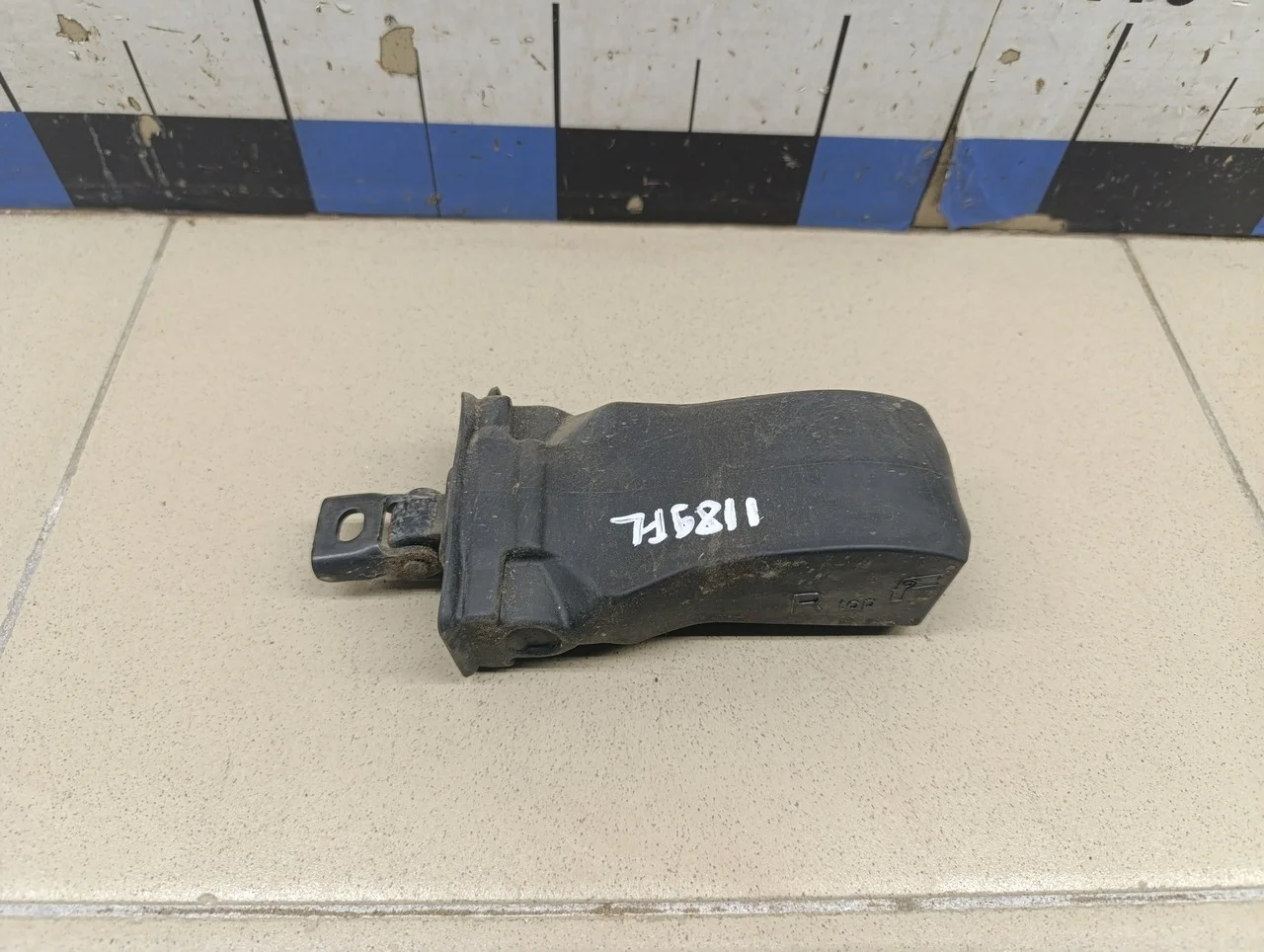 Ограничитель двери Polo (Sed RUS) 2011>