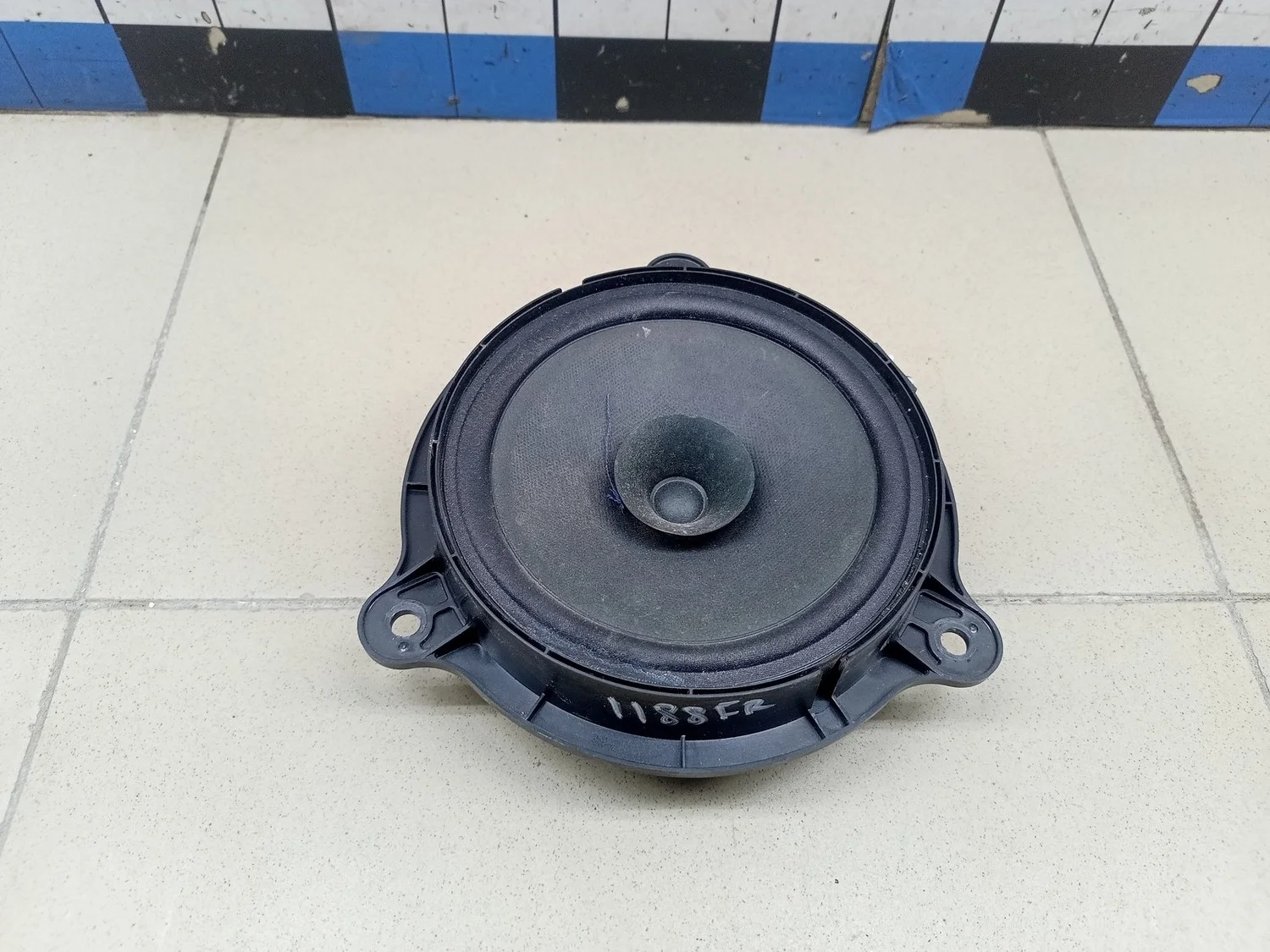 Динамик Logan II 2014>