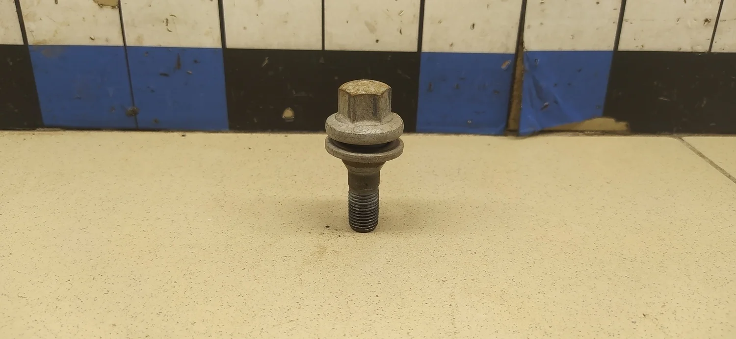 Болт колесный 206 1998-2012