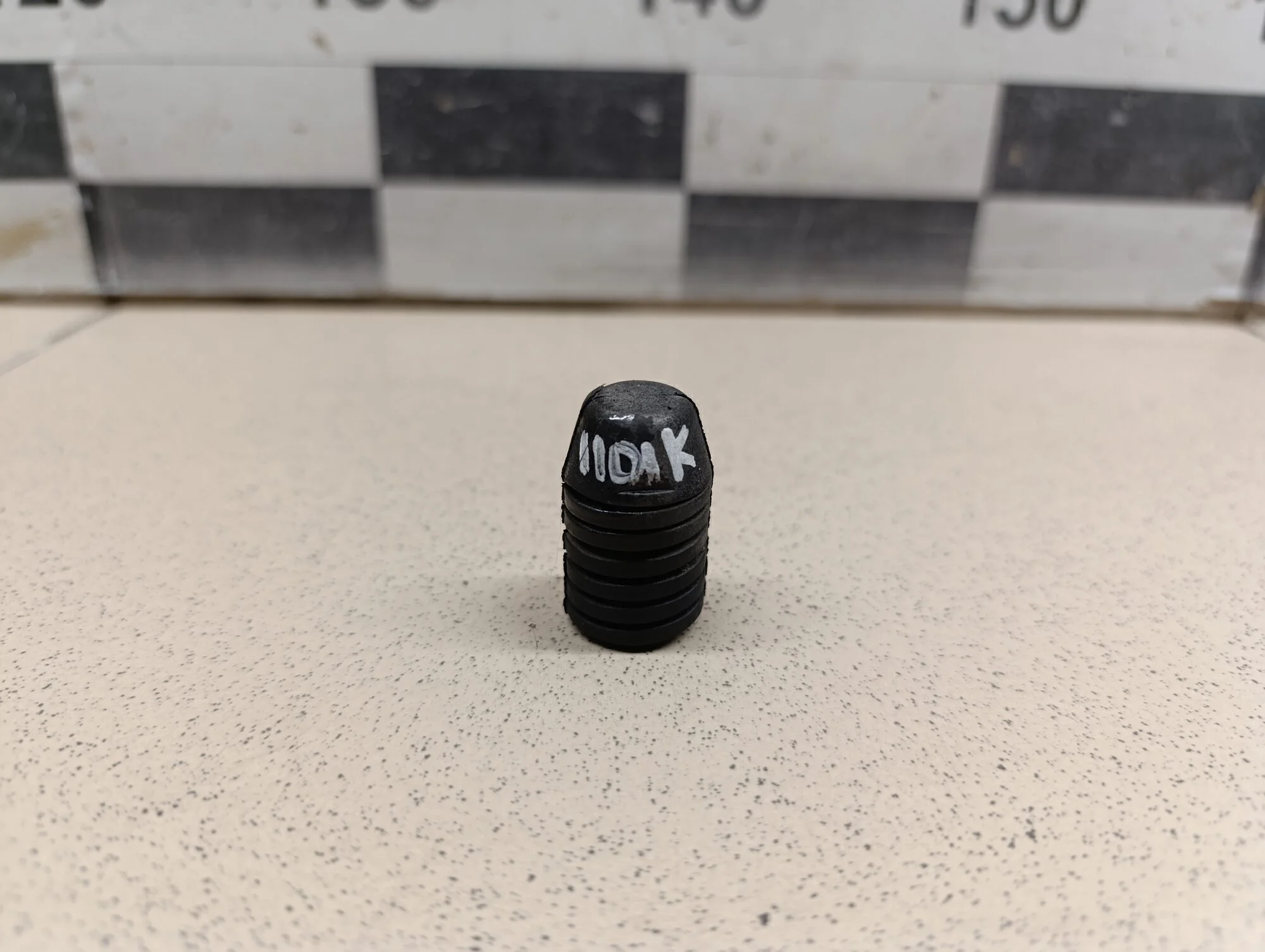 Отбойник капота Fabia 2007-2015