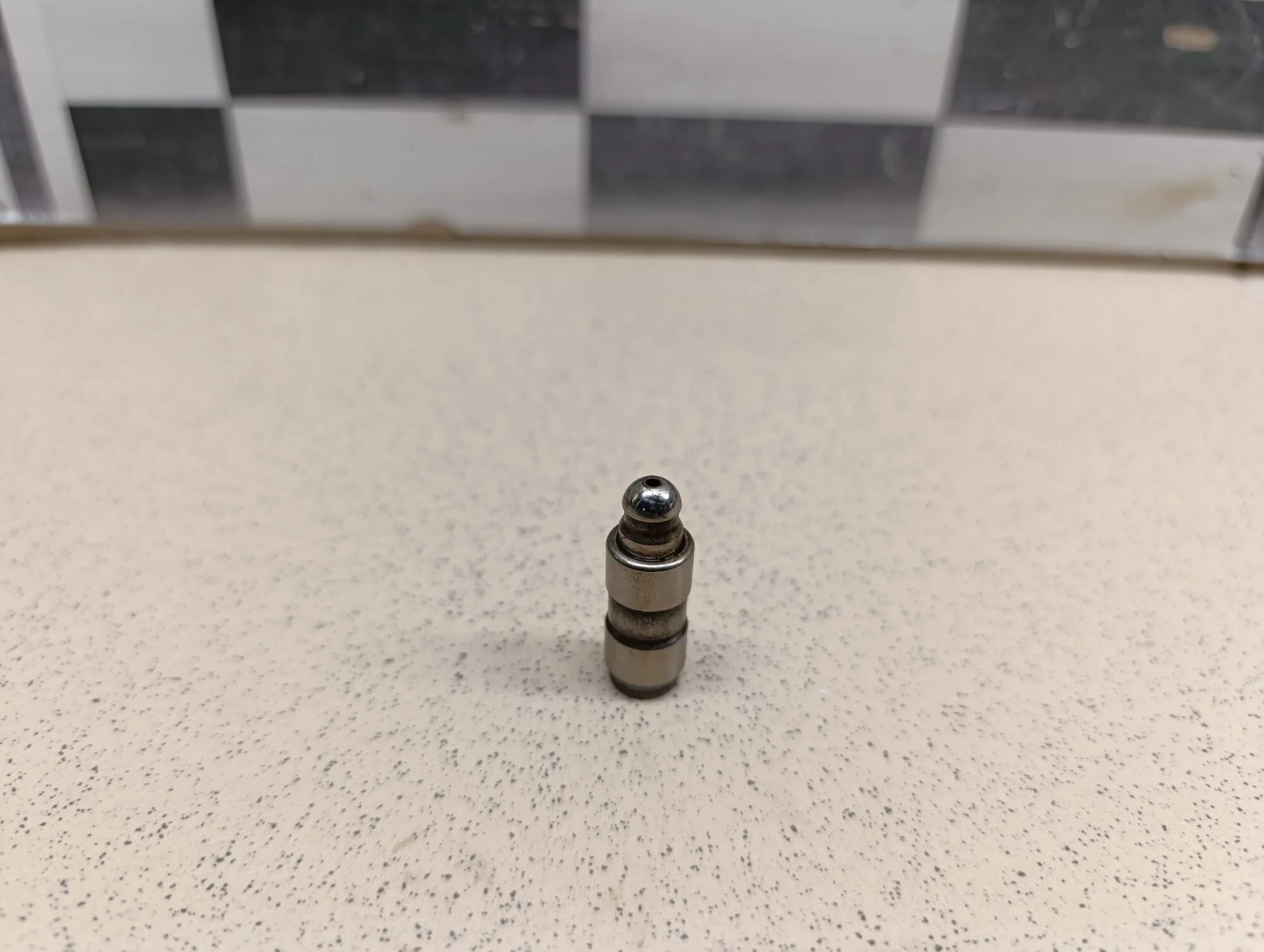 Толкатель клапана гидравлический Fabia 1999-2006