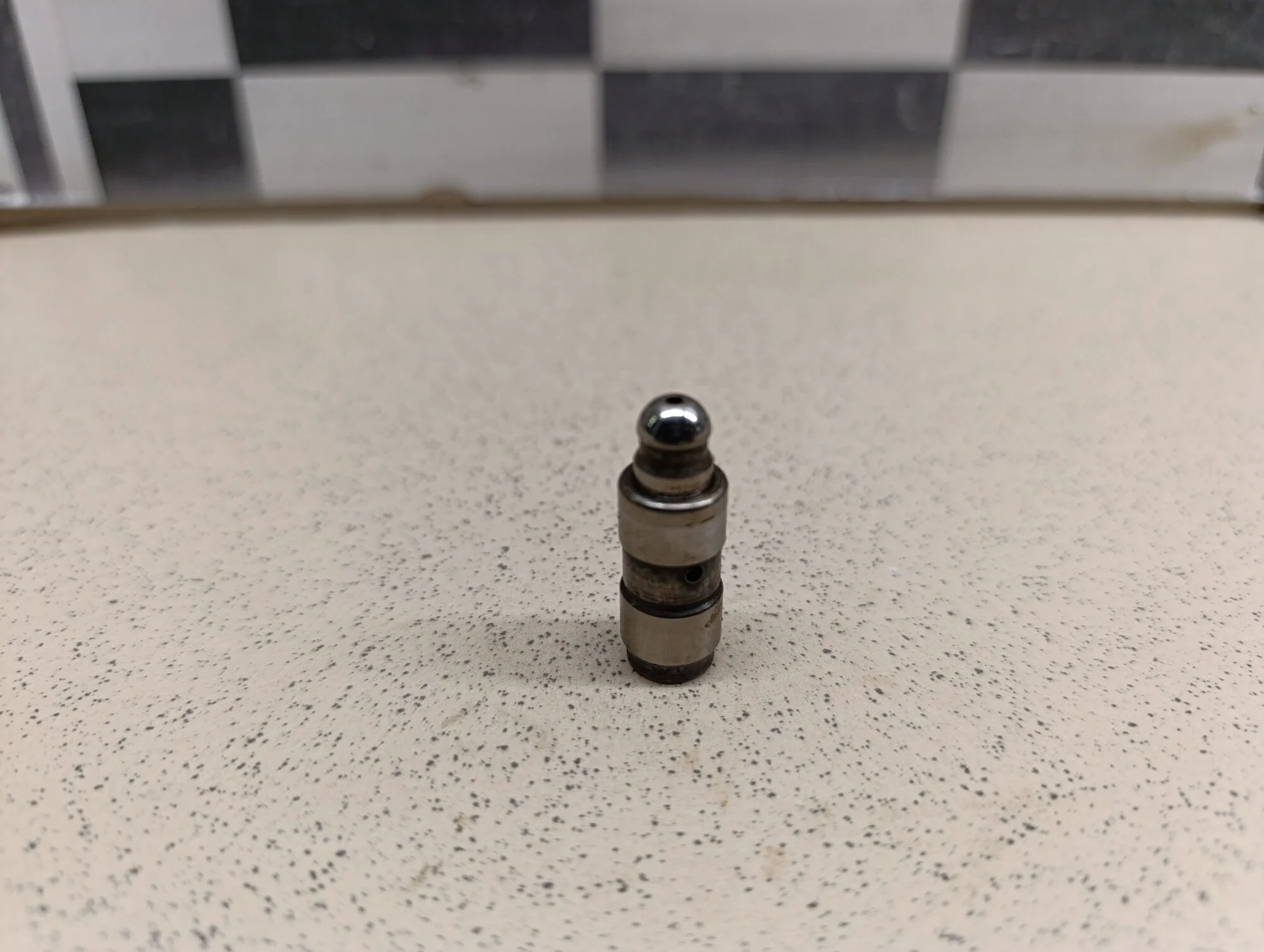 Толкатель клапана гидравлический Fabia 1999-2006