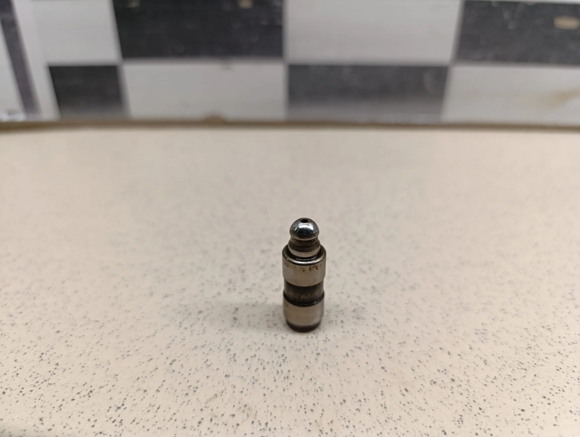 Толкатель клапана гидравлический Fabia 1999-2006