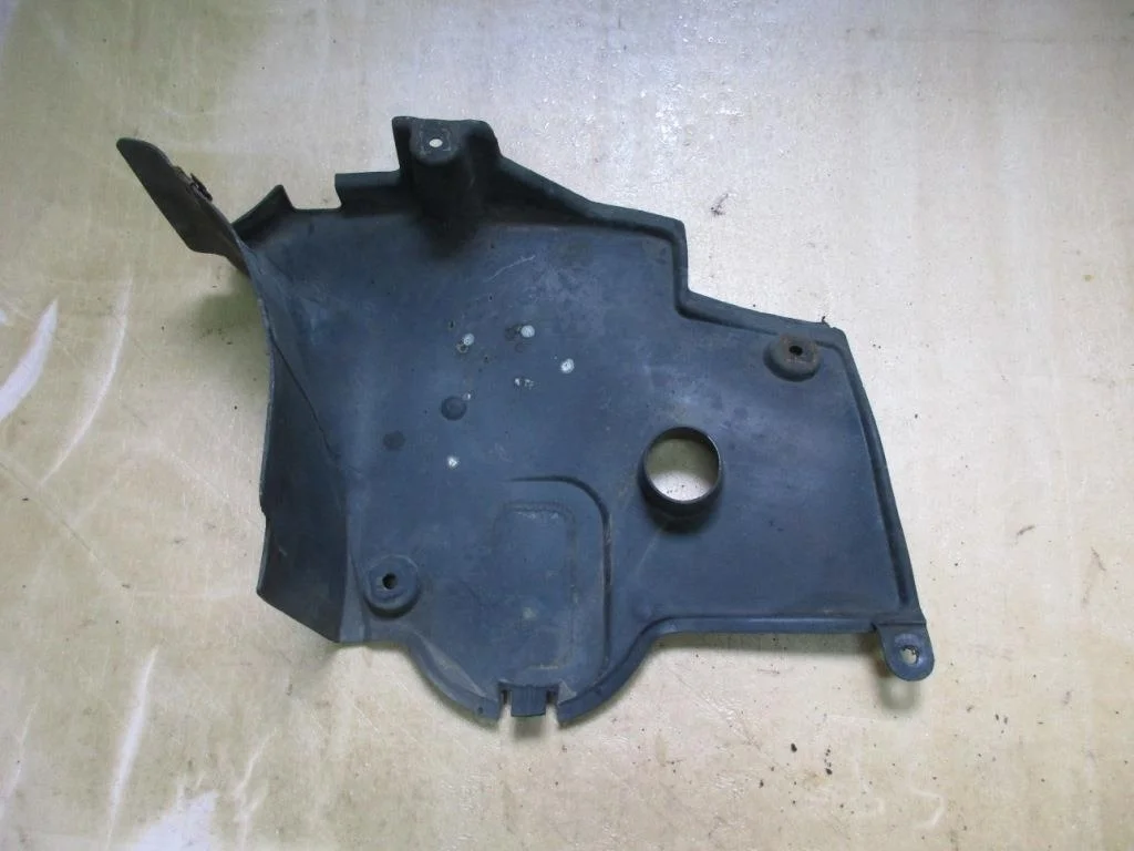 Пыльник Mercedes-Benz