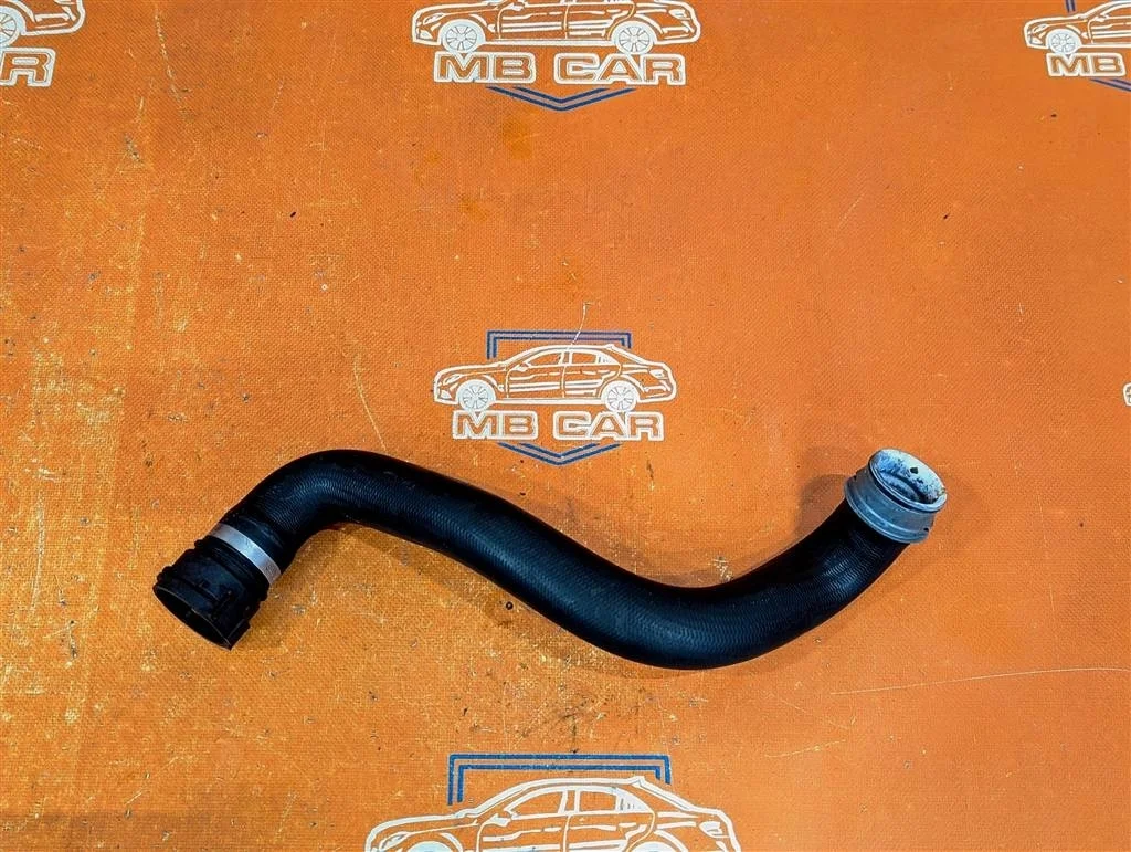Патрубок радиатора Mercedes-Benz