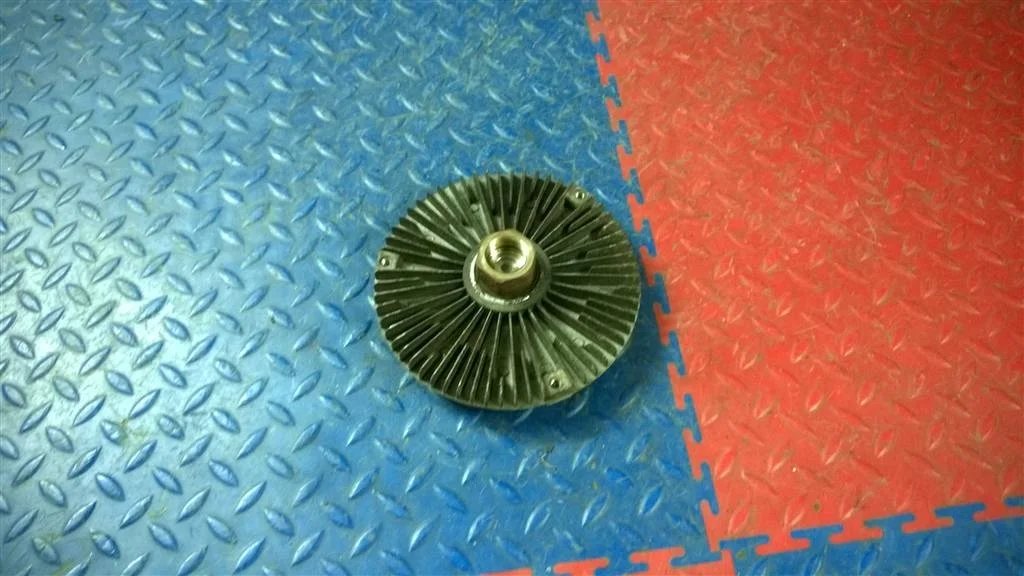 вискомуфта BMW X5 E53  M54B30 231 лс 3.0i