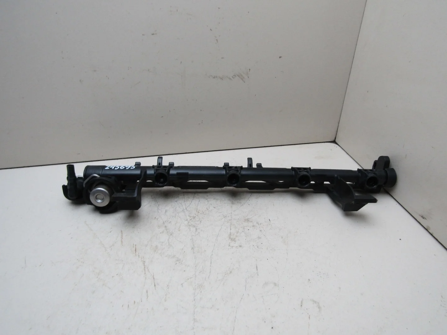 Рейка топливная (рампа) Ford Focus II 2008-2011  [1698074]  1,6 16V  SHDB в Вологде