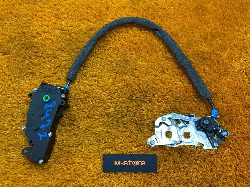 Активатор замка багажника Mercedes-Benz C-Class 2014 A2047500060 W205 274.920