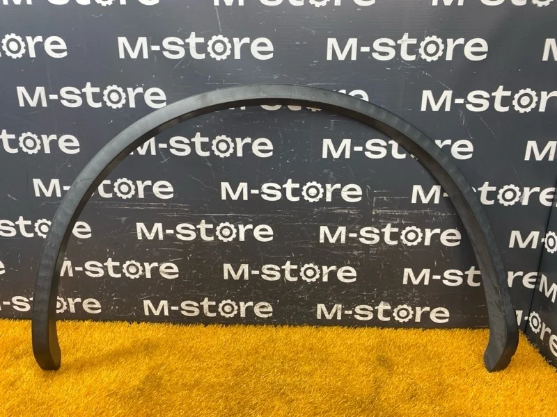 Накладка на крыло Volkswagen Touareg 2012 7P6853717C 7P CGR, передняя левая