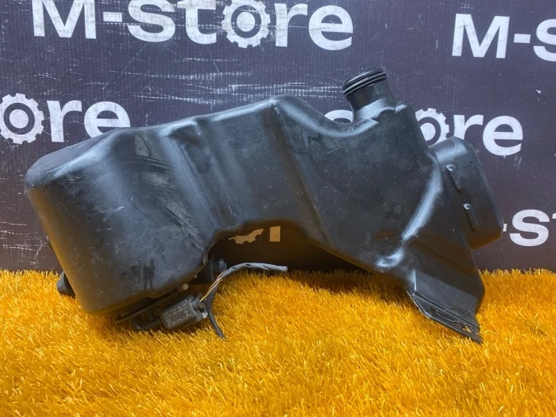 Бачок омывателя Mercedes-Benz C-Class 2014 A2058600860 W205 274.920