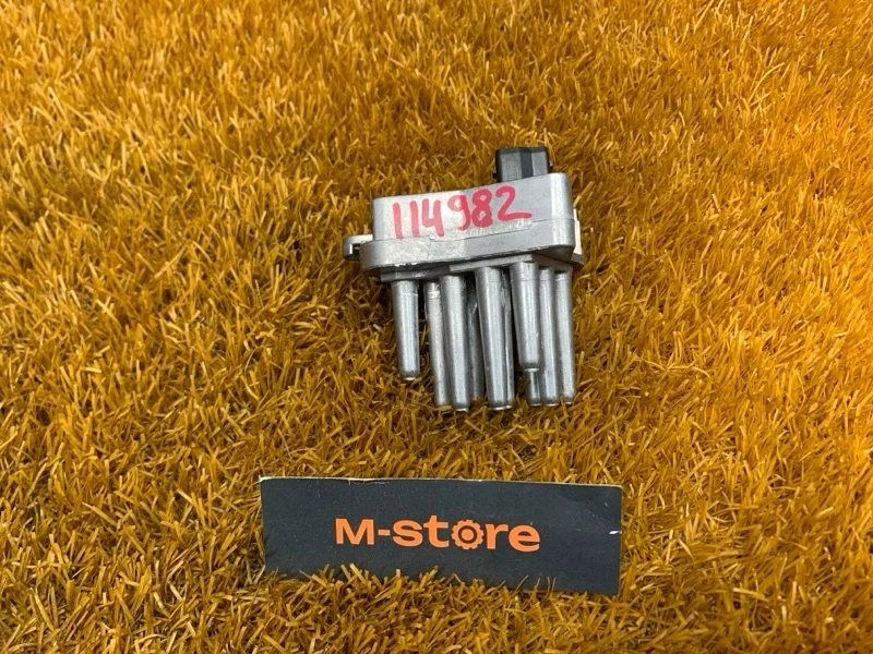 Регулятор отопителя Land Rover Range Rover 2002 8369561 L322 M62B44