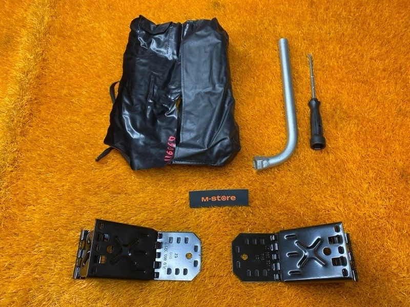 Набор инструментов Volkswagen Tiguan 2013 7L0860321A 5N CTHA