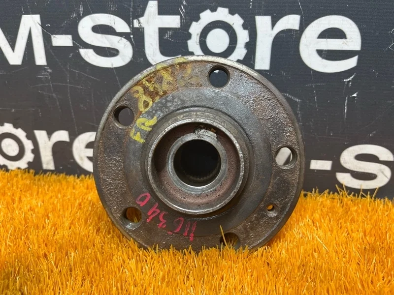 Ступица Volkswagen Passat Cc 2010 1K0407621F B6/358 CCZB, передняя правая