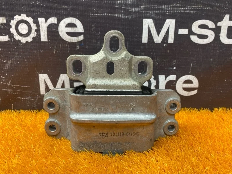 Подушка двигателя Volkswagen Passat Cc 2010 3C0199555R B6/358 CCZB, левая