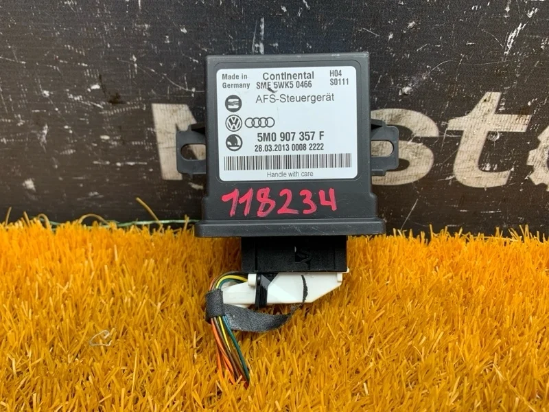 Блок управления светом Volkswagen Tiguan 2013 5M0907357F 5N CTHA