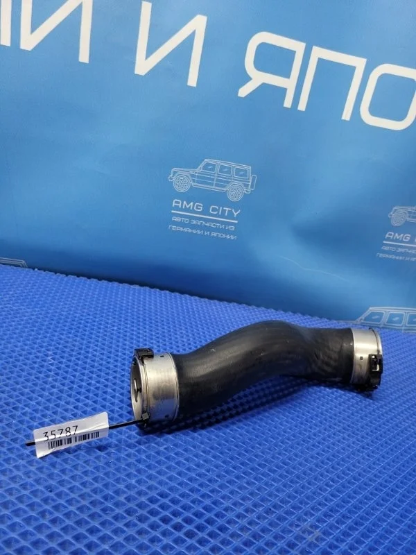 Патрубок интеркулера Mercedes-Benz E-class W212