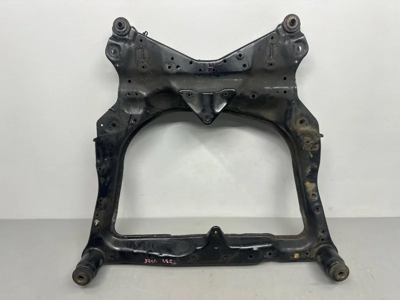 Подрамник Nissan Teana J32